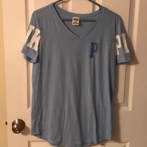 Victoria’s Secret Pink t-shirt